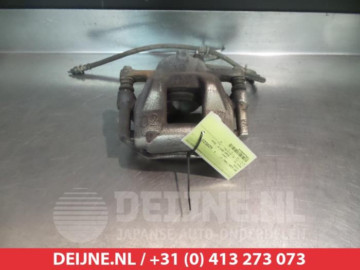Toyota Auris Bremszange links vorne O325706