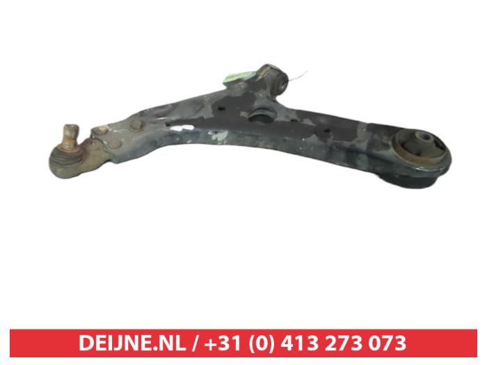 Hyundai I30 Draagarm onder links-voor O381067