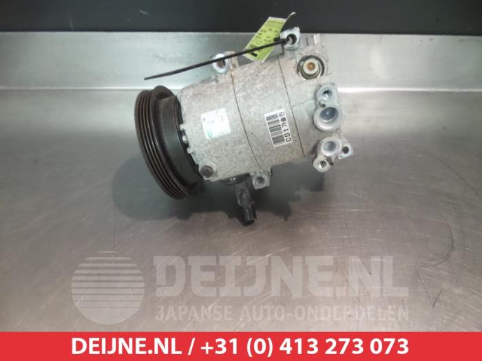 Gebruikte Aircopomp Hyundai Accent 1.6i 16V Prijs € 50,00 Margeregeling aangeboden door V.Deijne Jap.Auto-onderdelen BV