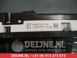 Toyota Verso Tacho - Kombiinstrument KM O305243 foto 3