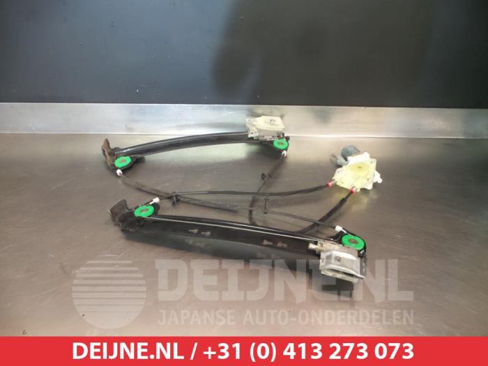 Nissan Micra CC Window mechanism 2-door, front right O276170