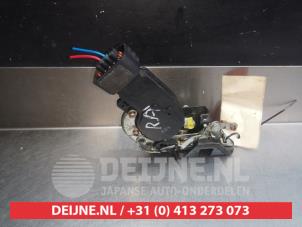 Toyota Corolla Türschlossmechanik 4-türig rechts hinten O281825 foto 2