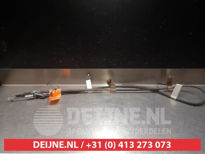 Gebruikte Handrem Kabel Honda Insight (ZE2) 1.3 16V VTEC Prijs € 20,00 Margeregeling aangeboden door V.Deijne Jap.Auto-onderdelen BV