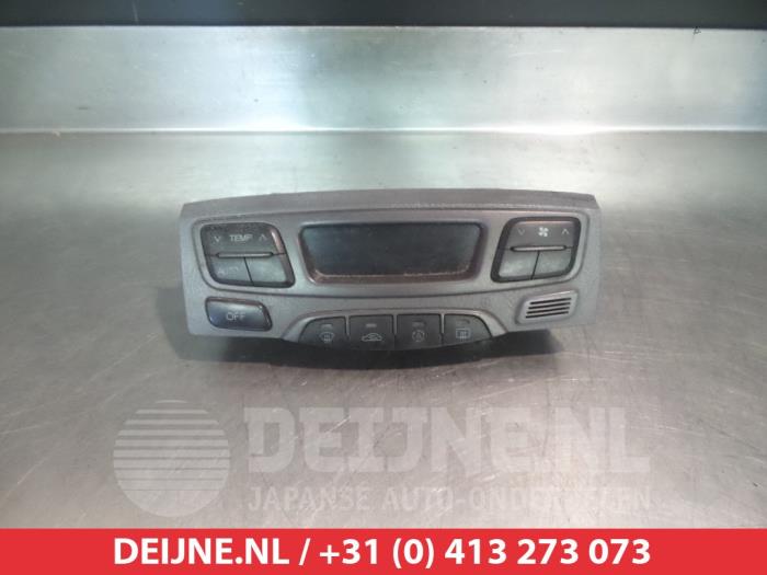 Hyundai Trajet Heater control panel O305484