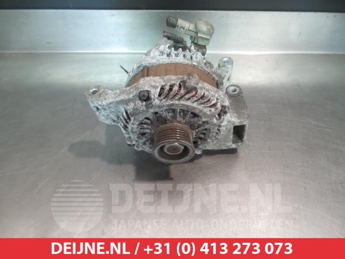 Gebruikte Dynamo Mazda 3 Sport (BK) 2.0i 16V Prijs € 50,00 Margeregeling aangeboden door V.Deijne Jap.Auto-onderdelen BV