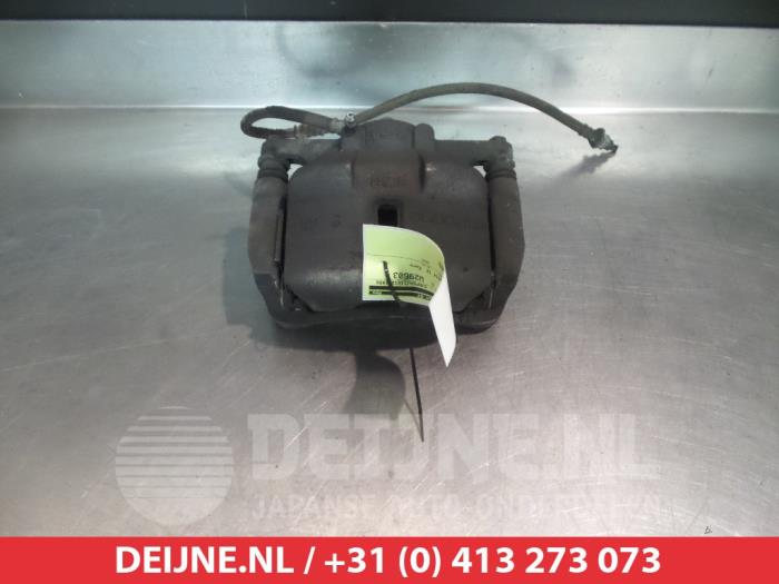 Nissan Qashqai Remklauw (Tang) rechts-voor O326170