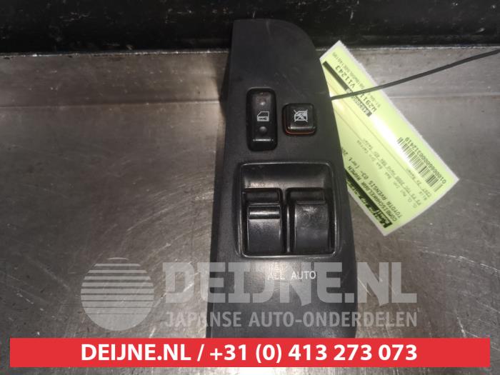 Toyota Avensis Combischakelaar ramen O312419
