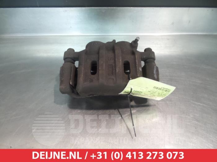 Mitsubishi Space Runner Bremszange links vorne O325216