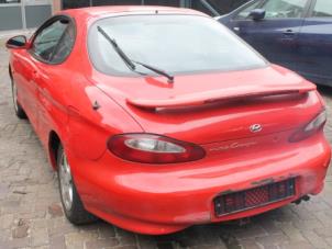 Hyundai Coupe Achterklep O295809 foto 2