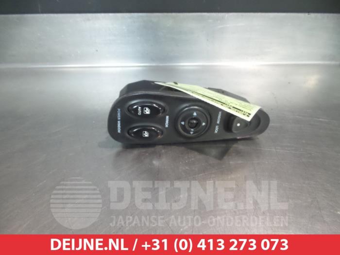Hyundai Coupe Combischakelaar ramen O311507