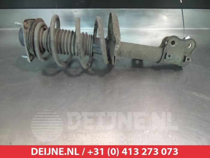 Hyundai I40 Schokdemperpoot rechts-voor O321342