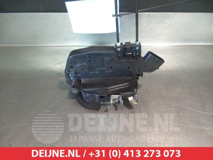 Nissan X-Trail Deurslot Mechaniek 4Deurs rechts-achter O281486