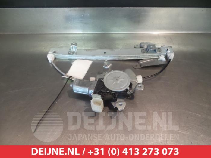 Nissan X-Trail Ruitmechaniek 4Deurs rechts-achter O291248