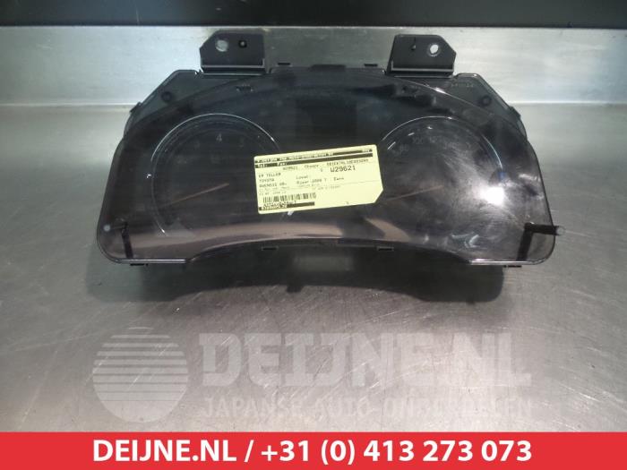 Toyota Avensis Kilometerteller KM O305200