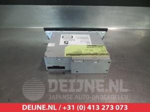 Mazda 3 CD player O312611 photo 2