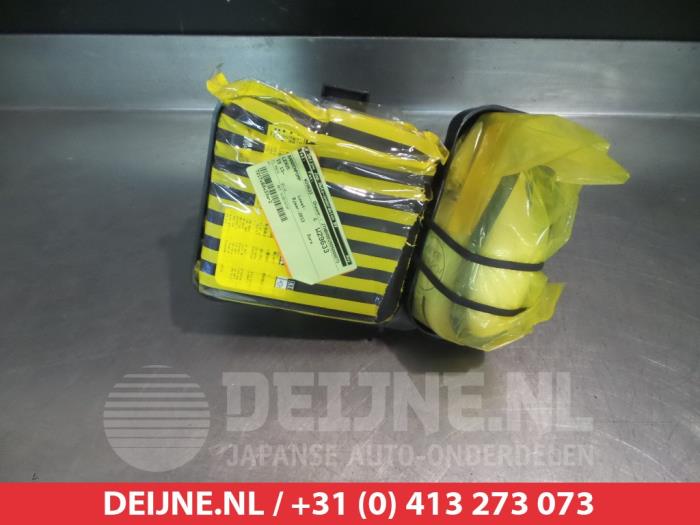 Lexus IS Bandenpomp O328742