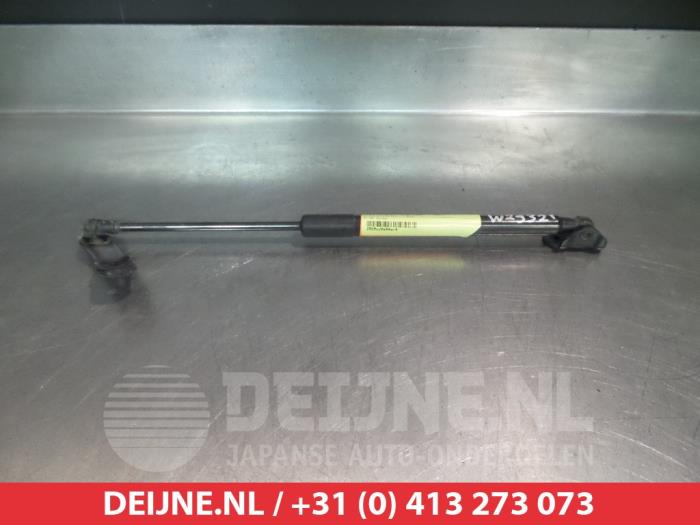 Toyota Yaris Gasdemper rechts-achter O295520