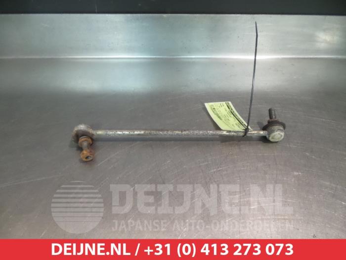 Mazda 3 Anti-roll bar guide O329518