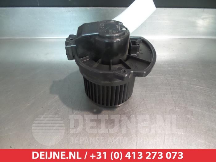 Toyota IQ Heizung Belüftungsmotor O367449