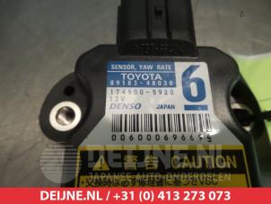 Toyota IQ Stabilisierung Regelsensor O329417 foto 2