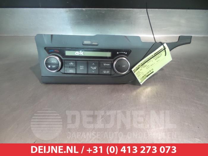 Toyota Auris Heater control panel O306410