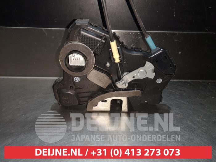 Suzuki Grand Vitara Deurslot Mechaniek 2Deurs links O279099