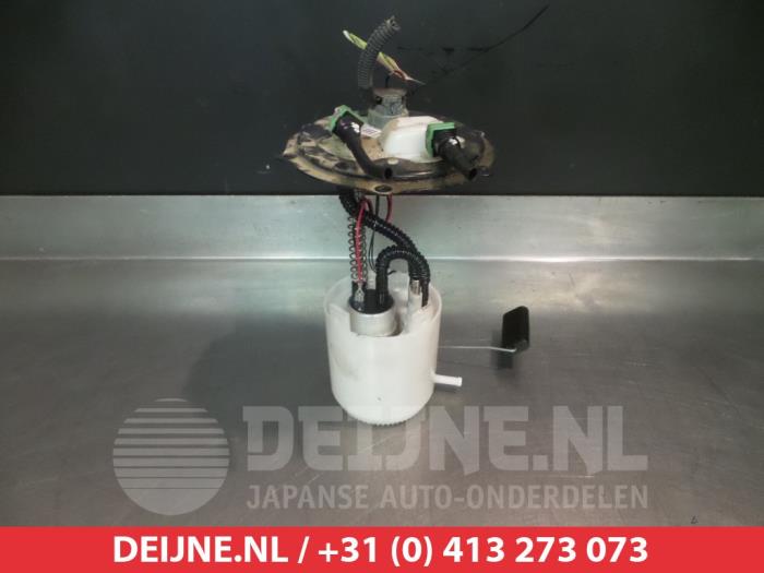 Gebruikte Tank element Pomp Mitsubishi ASX 1.8 DI-D HP MIVEC 16V 4x4 Prijs € 50,00 Margeregeling aangeboden door V.Deijne Jap.Auto-onderdelen BV