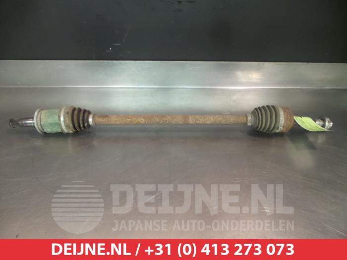 Gebruikte Aandrijfas rechts-achter Mitsubishi ASX 1.8 DI-D HP MIVEC 16V 4x4 Prijs € 50,00 Margeregeling aangeboden door V.Deijne Jap.Auto-onderdelen BV