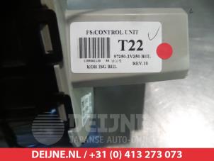 Hyundai Veloster Heater control panel O305524 photo 3