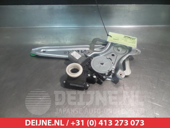 Toyota Auris Fenstermechanik 4-türig links hinten O290962