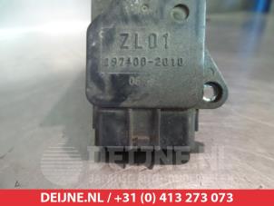Mazda B-Serie Luftmengenmesser O342446 foto 2