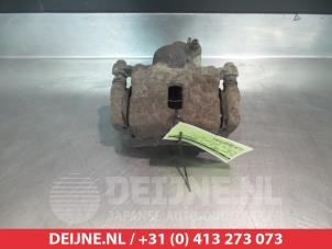 Gebruikte Remklauw (Tang) rechts-voor Hyundai Galloper 2.5 TC Prijs € 35,00 Margeregeling aangeboden door V.Deijne Jap.Auto-onderdelen BV