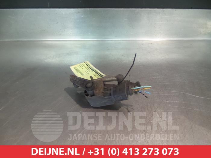 Nissan Murano Xenon height adjustment O266832