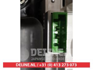 Suzuki Splash Kachel Bedieningspaneel O306201 foto 3