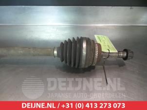 Toyota Previa Front drive shaft, right O320028 photo 2