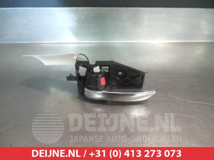 Suzuki SX-4 Portiergreep 4Deurs links-achter O291921