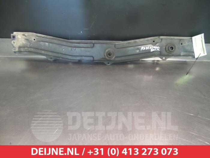 Nissan Pixo Radiatorbalken O340180