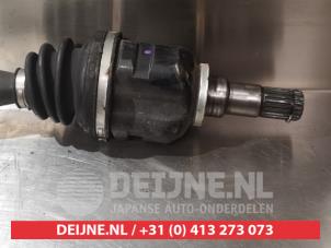 Toyota Auris Front drive shaft, right O320235 photo 3