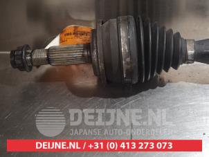 Toyota Auris Front drive shaft, right O320235 photo 2