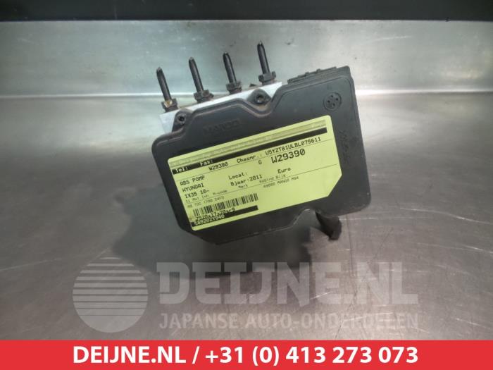 Gebruikte ABS Pomp Hyundai iX35 (LM) 1.7 CRDi 16V Prijs € 50,00 Margeregeling aangeboden door V.Deijne Jap.Auto-onderdelen BV