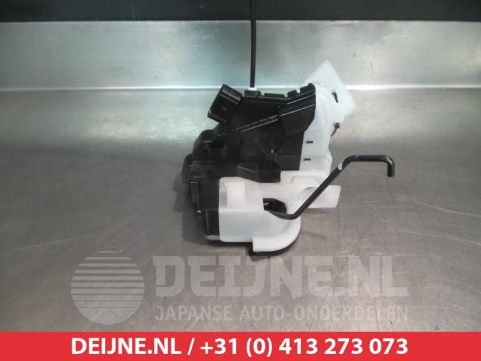 Hyundai I20 Türschlossmechanik 4-türig links vorne O279456