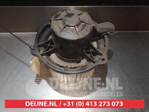 Hyundai I30 Heating and ventilation fan motor O366980 photo 2
