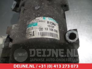 Suzuki Swift Air conditioning pump O347611 photo 2