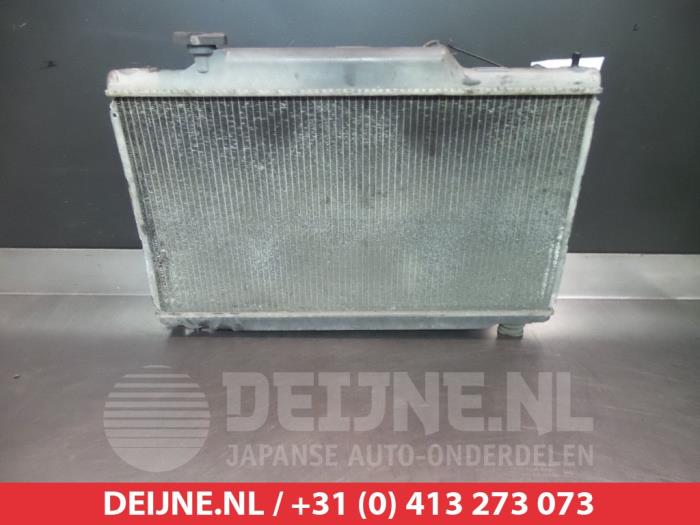 Gebruikte Radiateur Honda Civic (EP/EU) 2.0 16V Type-R Prijs € 50,00 Margeregeling aangeboden door V.Deijne Jap.Auto-onderdelen BV