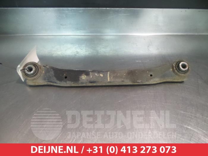 Hyundai I40 Draagarm links-achter O383315