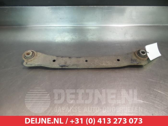 Hyundai I40 Draagarm rechts-achter O384167