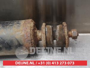 Mitsubishi L200 Schokdemper links-voor O322063 foto 3