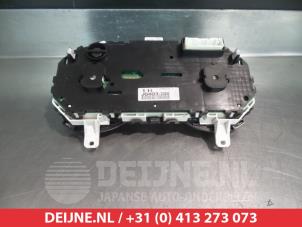 Nissan X-Trail Odometer KM O304437 photo 2