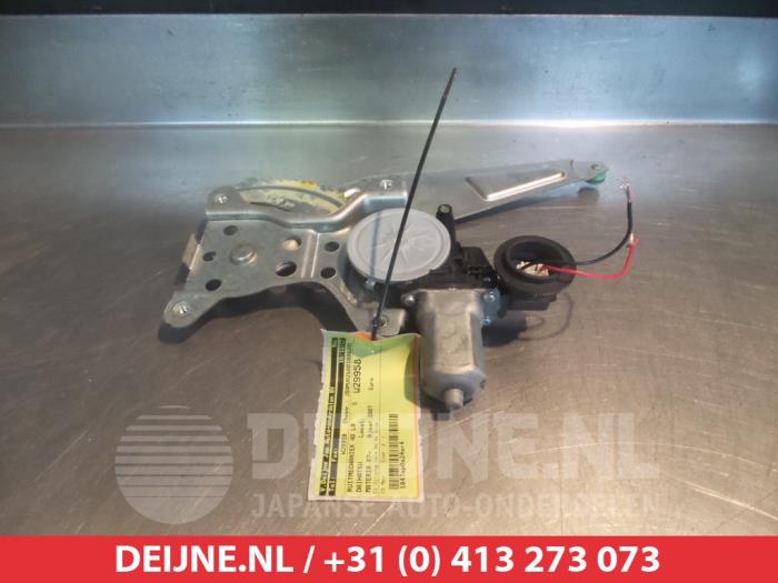 Daihatsu Materia Ruitmechaniek 4Deurs links-achter O290801