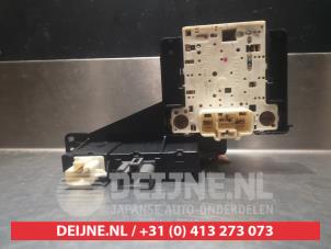 Toyota Yaris Verso Heater switch O310627 photo 2